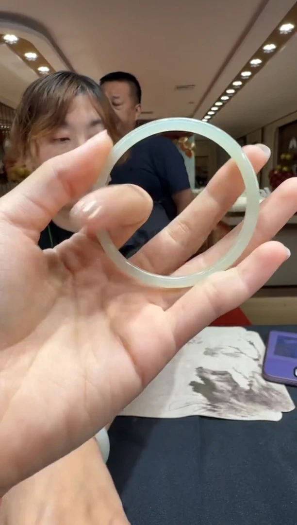 和田玉未镶嵌颈饰念**叨手镯56