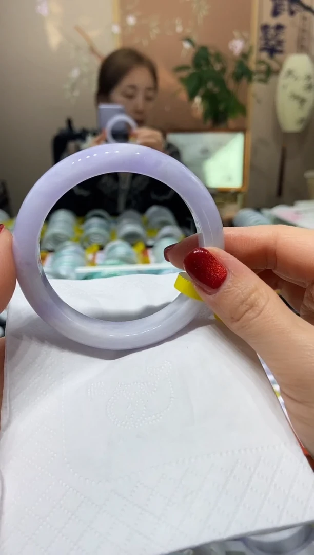 【闪购商品】翡翠手镯未镶嵌58圈口