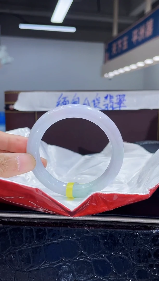 未镶嵌手镯翡翠11
