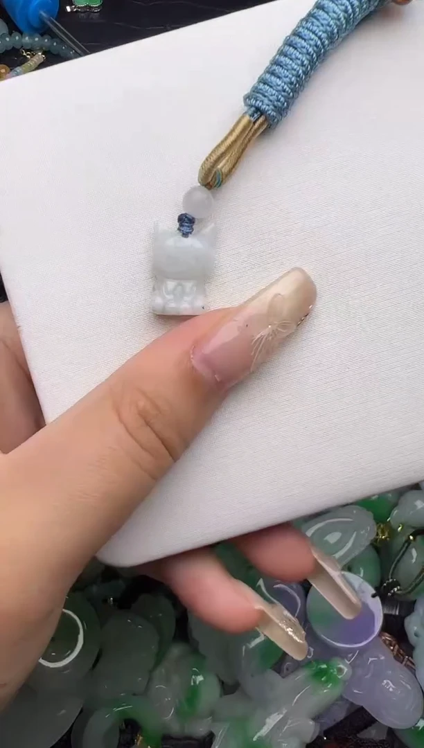 翡翠未镶嵌颈饰天然缅甸翡翠吊坠