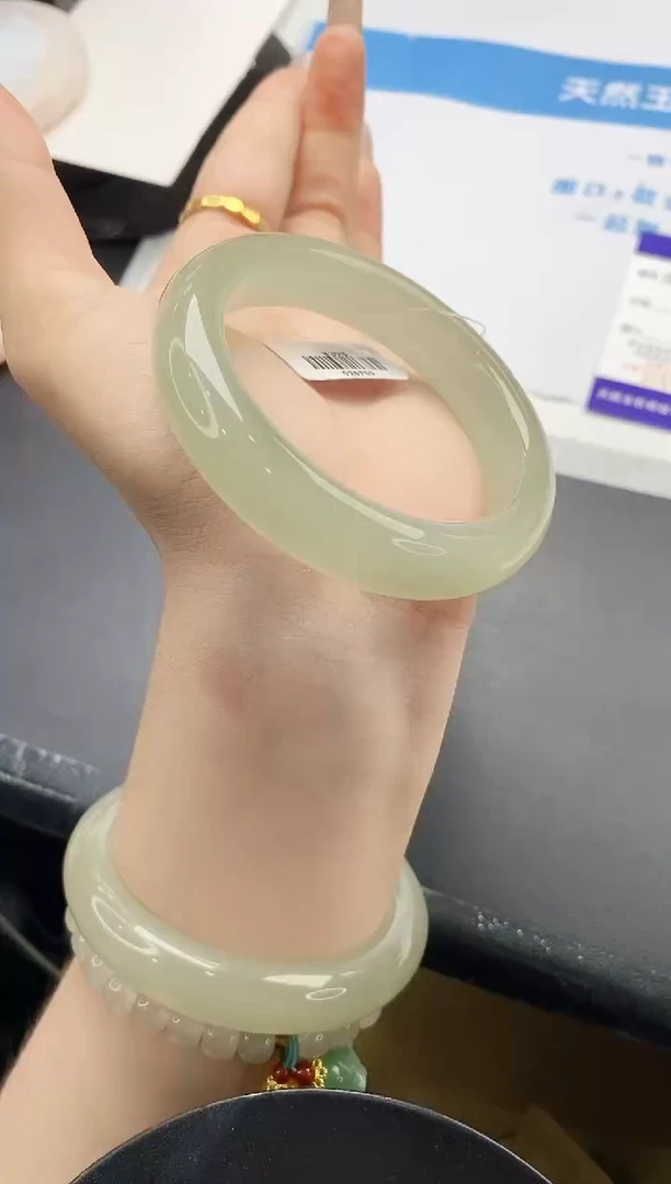 未镶嵌手镯石英质玉w221-DB54+