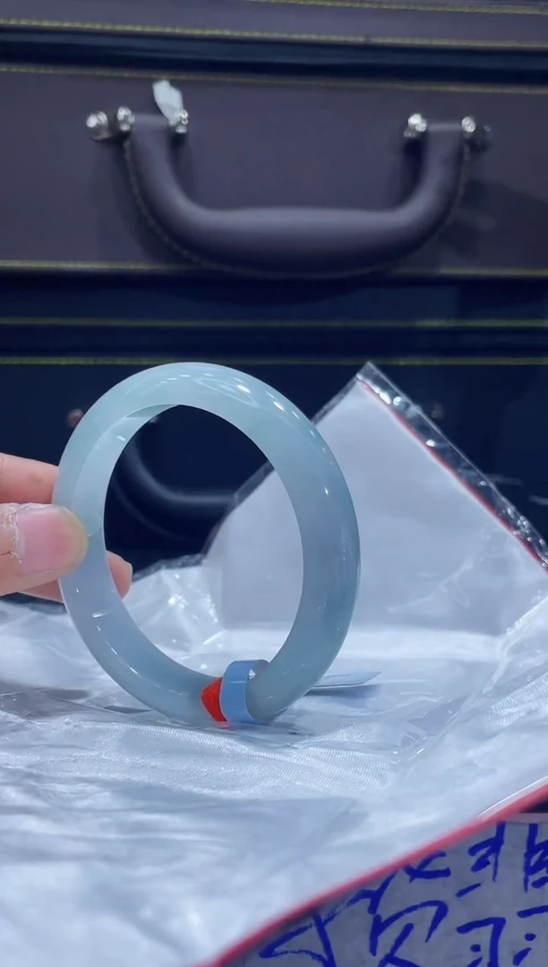 未镶嵌手镯翡翠13