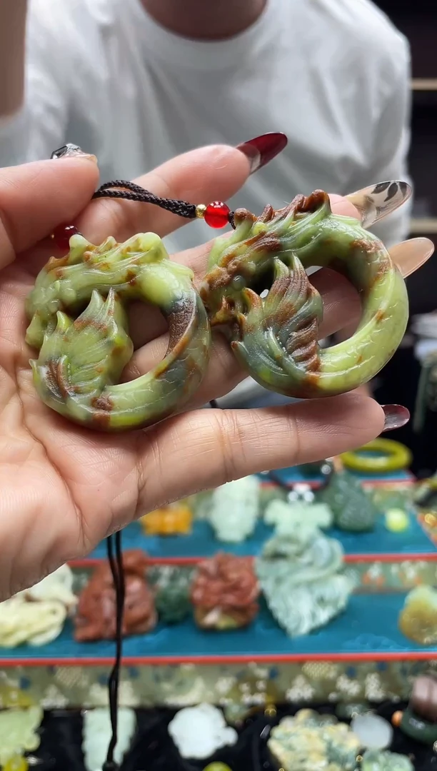 未镶嵌岫玉吊坠多样性发*货拍一发一