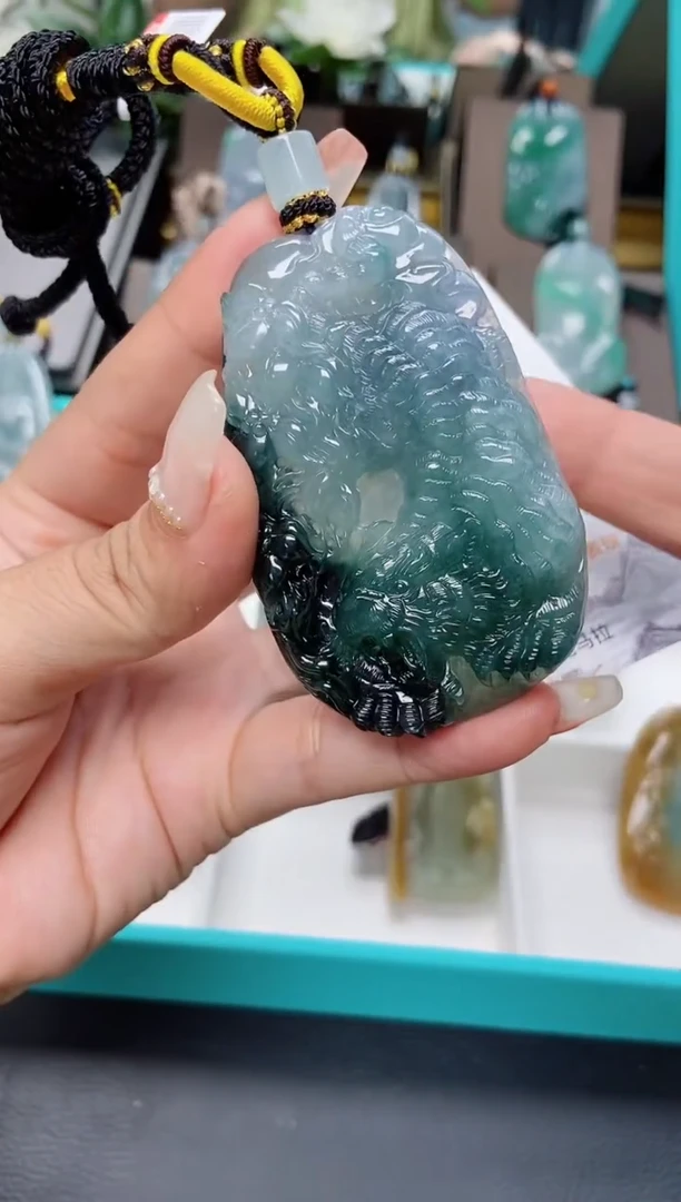 颈饰未镶嵌翡翠缅甸天然翡翠