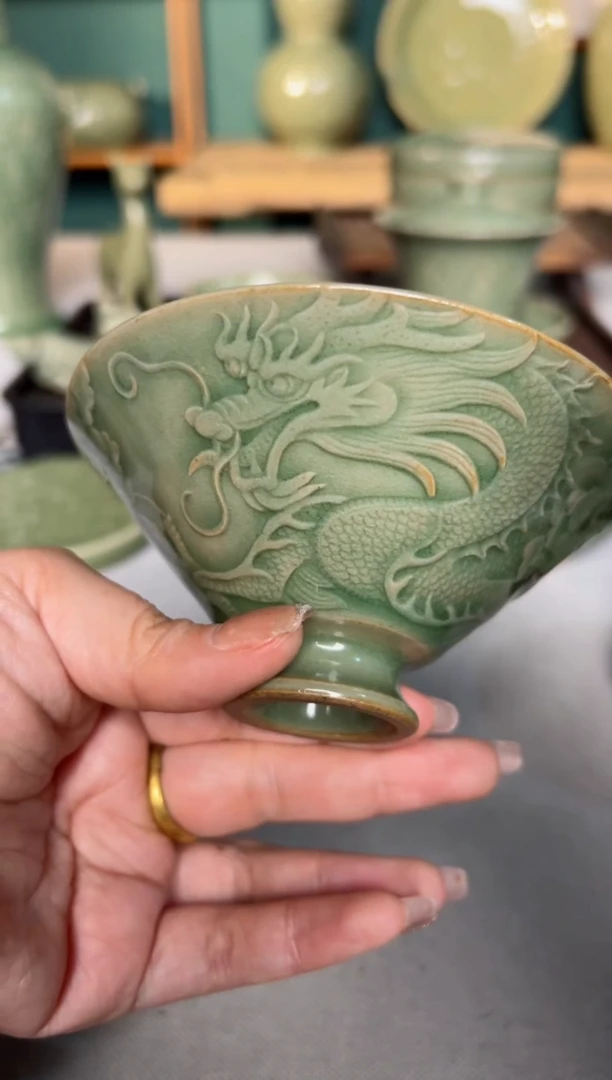 【闪购商品】其他耀州窑王彩虹剔花浮雕龙纹斗笠盏