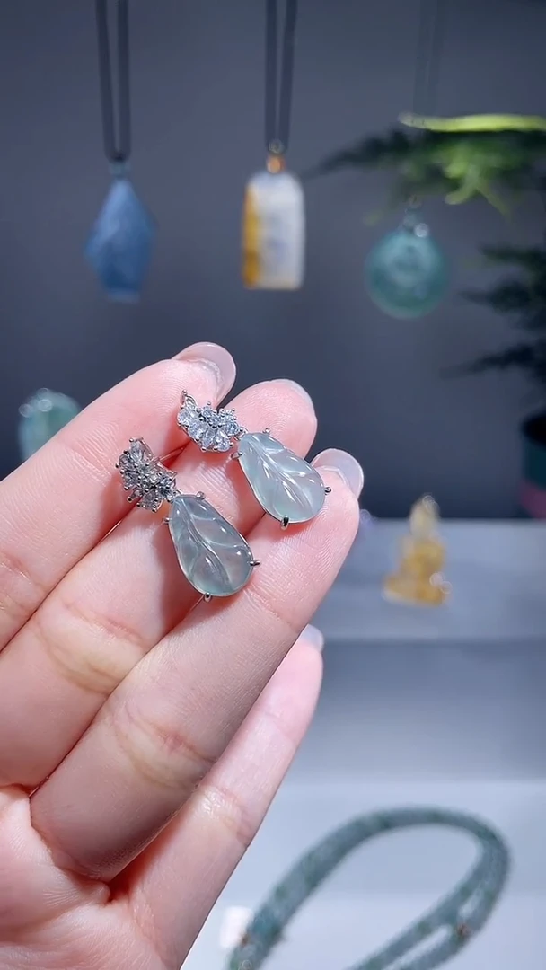颈饰未镶嵌翡翠耳饰 多样性发1