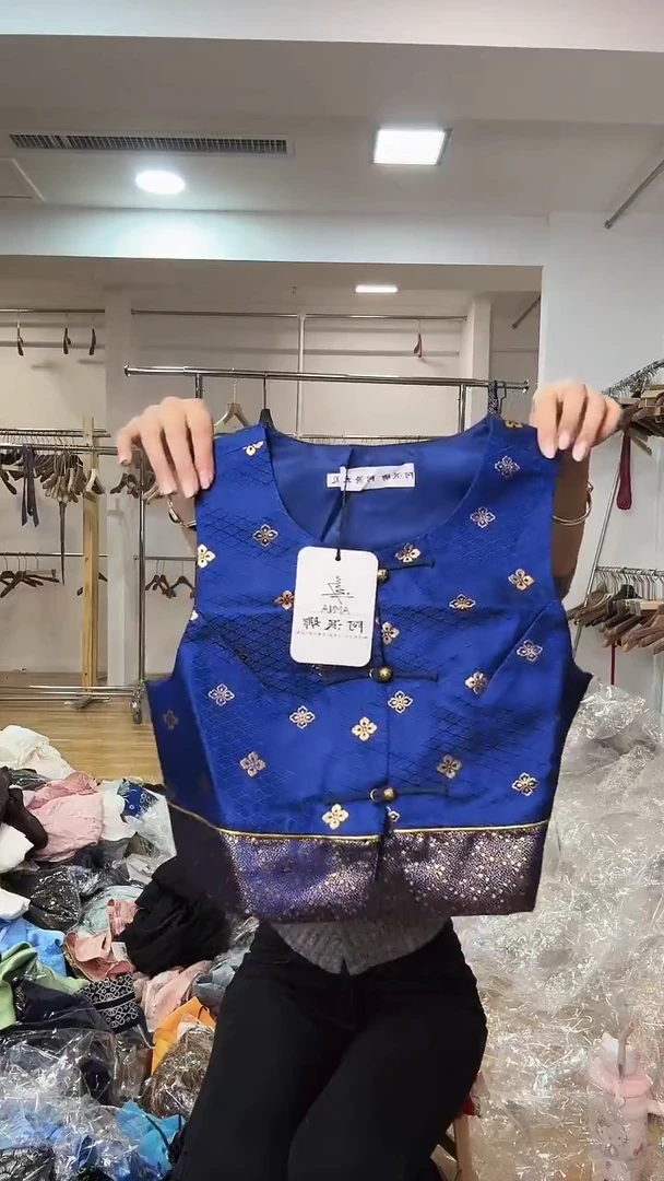 马甲       XL码      115-125斤