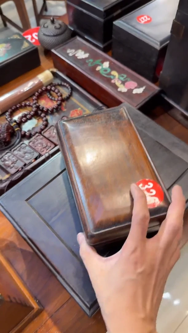 木木头款黄花梨扣盒880