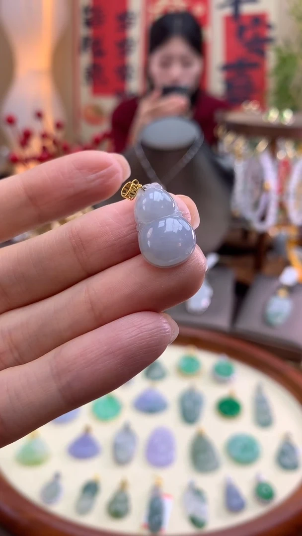 【闪购商品】翡翠颈饰18K金镶嵌葫芦