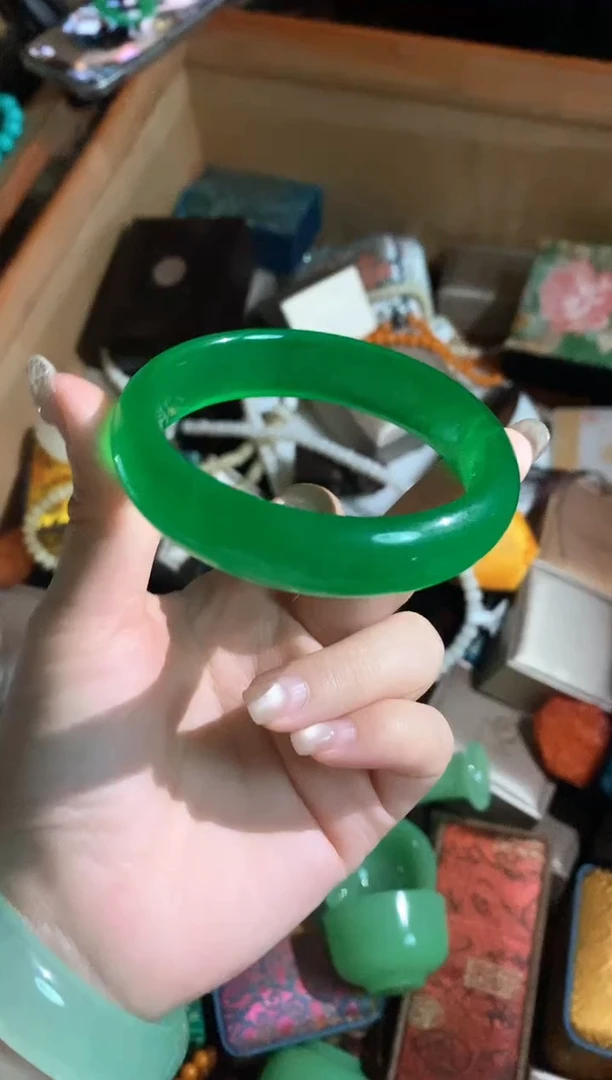 翡翠手镯未镶嵌永玉阁精品专属摆件