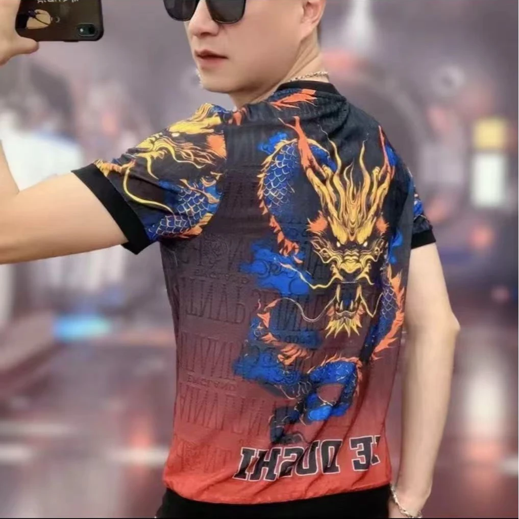 2025夏装上衣男士冰丝时尚百搭轻奢圆领短袖弹力个性T恤夏季男款