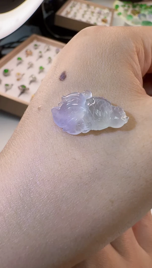颈饰未镶嵌翡翠缅甸A货翡翠