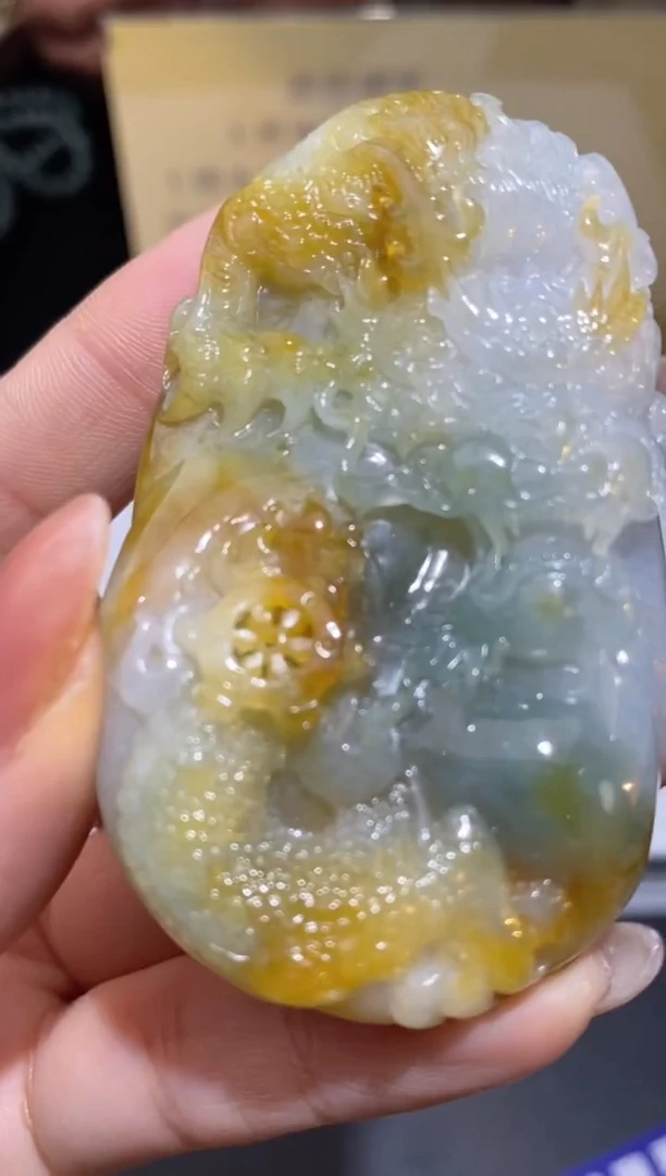 颈饰未镶嵌翡翠40398