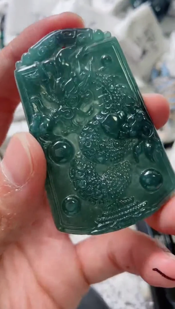 颈饰未镶嵌翡翠8