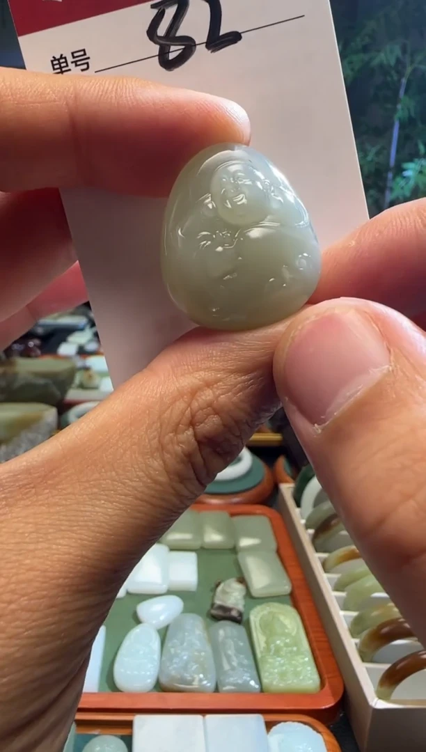 未镶嵌和田玉挂件82