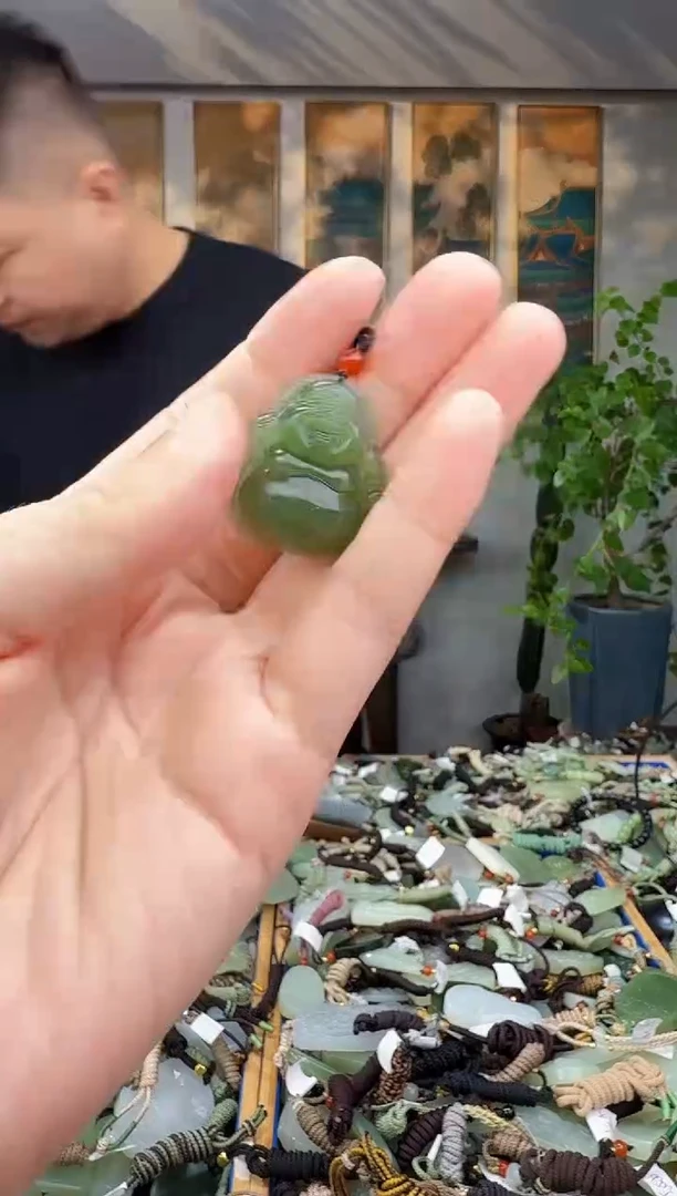 未镶嵌和田玉挂件拍一发一