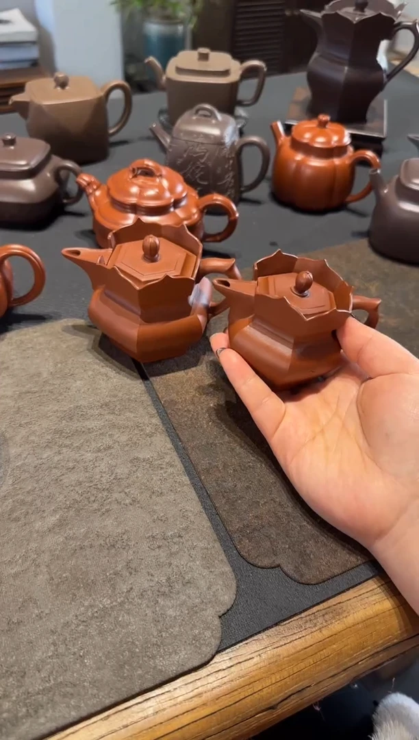 【闪购商品】紫砂茶壶朱泥小僧帽 135cc