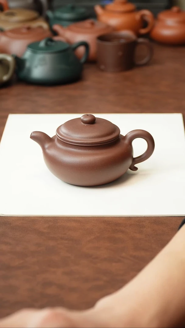 茶壶紫砂微瑕 大亨仿古 200CC
