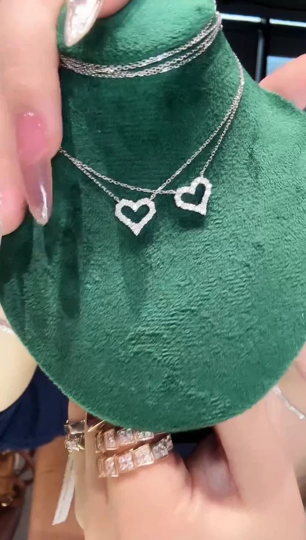 【闪购商品】钻石项链18K金镶嵌爱心多样性发其一