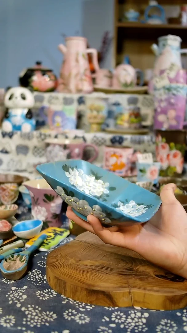 瓷片设计师款手绘釉下五彩陶瓷
