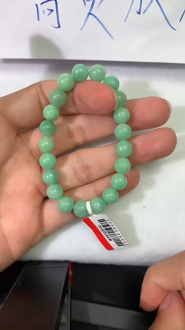 未镶嵌手串翡翠1