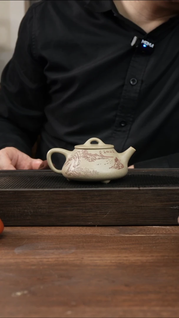 茶杯紫砂花**泥本绿平盖石瓢   刻绘山水    180CC