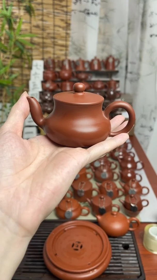 J****J老朱泥陈腐君德120cc手拉壶