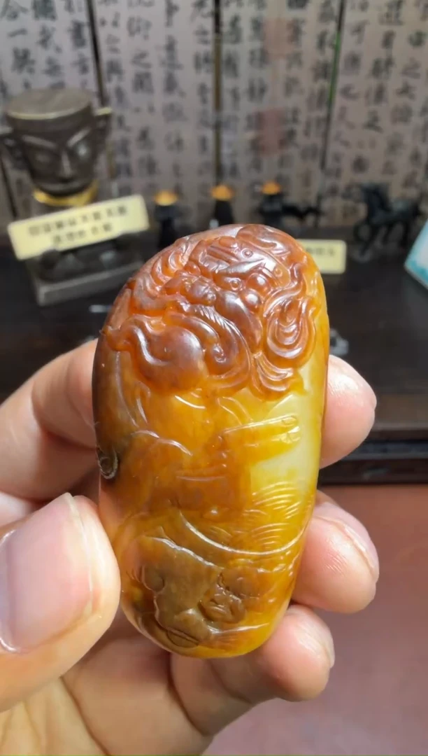 未镶嵌和田玉挂件和田玉