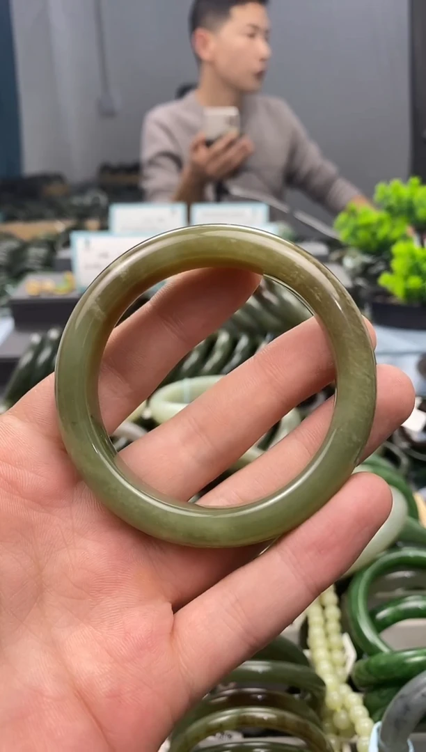 未镶嵌手镯和田玉54.5