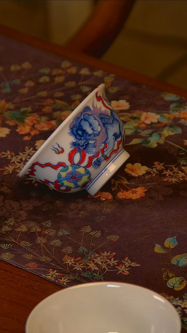 杯手工手绘杯杯很美丽