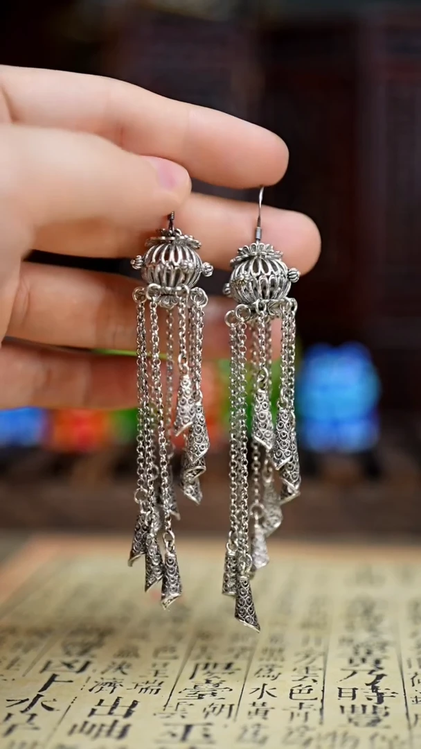 刺绣?***妮黔东南苗族刺绣A896