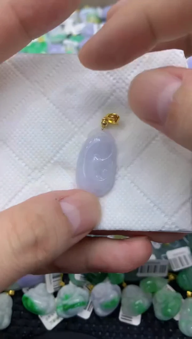 颈饰未镶嵌翡翠天然缅甸翡翠A货