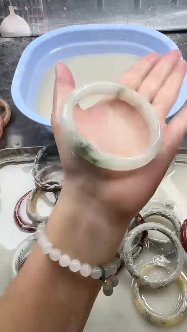 未镶嵌手镯石英质玉48 6263