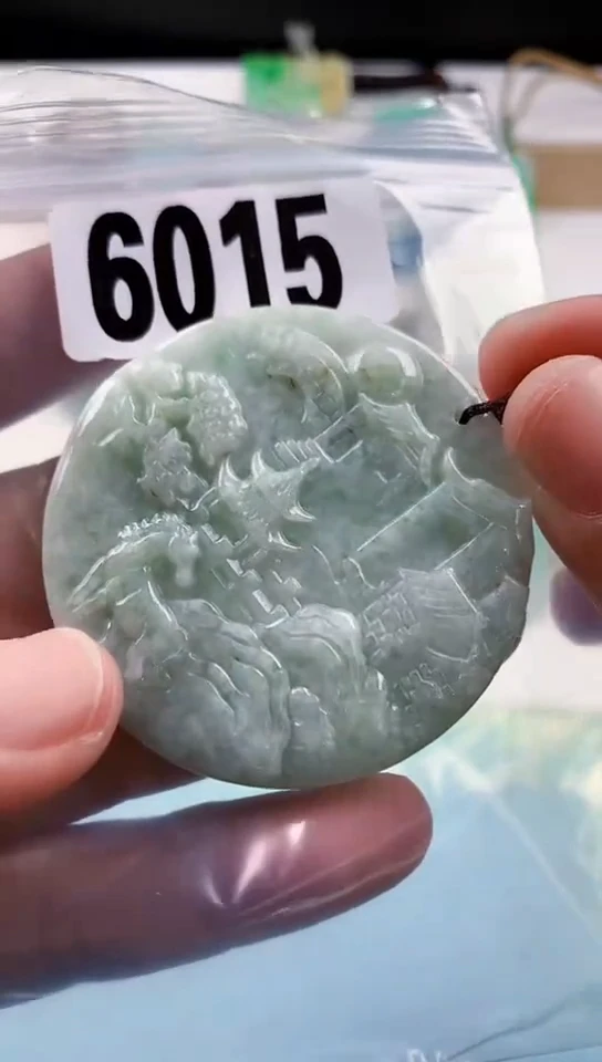 【闪购商品】翡翠挂件未镶嵌天然翡翠吊坠挂件