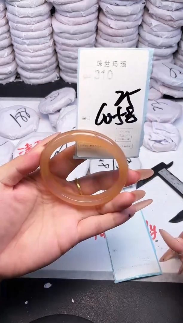 手镯玛瑙/玉髓未镶嵌310