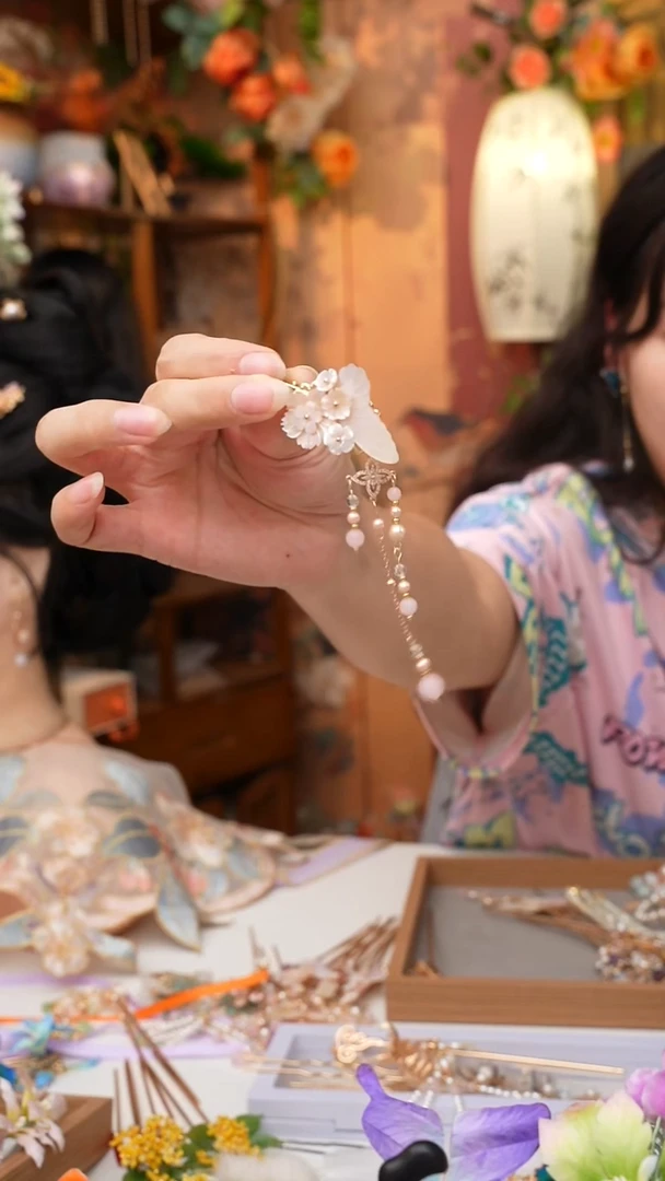 铜合金无锦簪阁绒花
