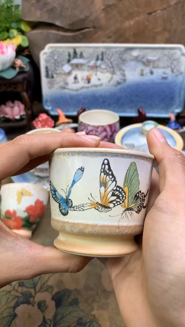 【闪购商品】拾泥手绘蝶恋花主人杯