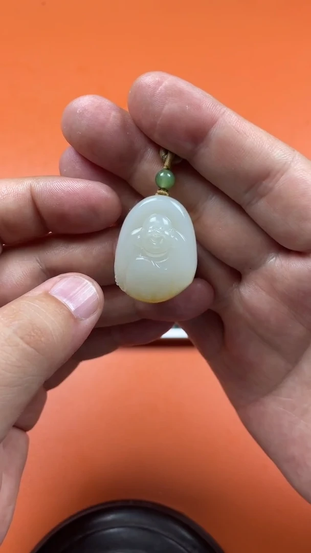 和田玉未镶嵌颈饰1