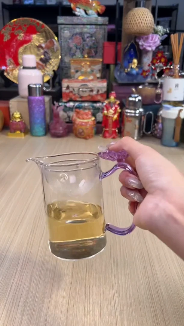 42紫蝴蝶公道杯