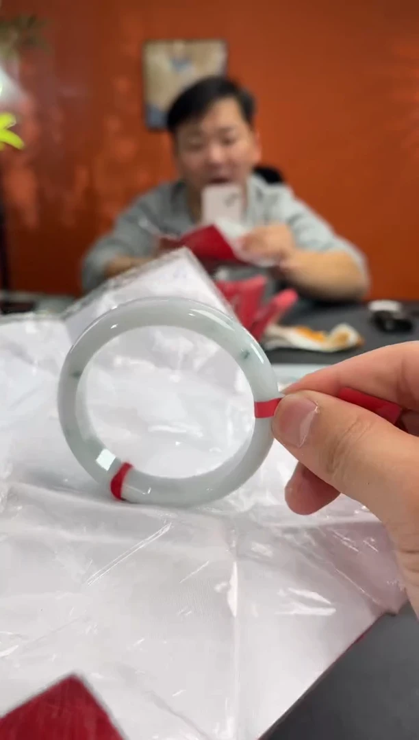 未镶嵌手镯翡翠10 56