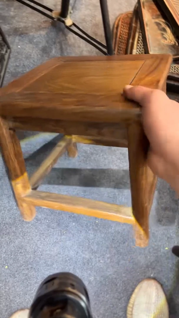 【闪购商品】非洲紫檀（红花梨）凳子