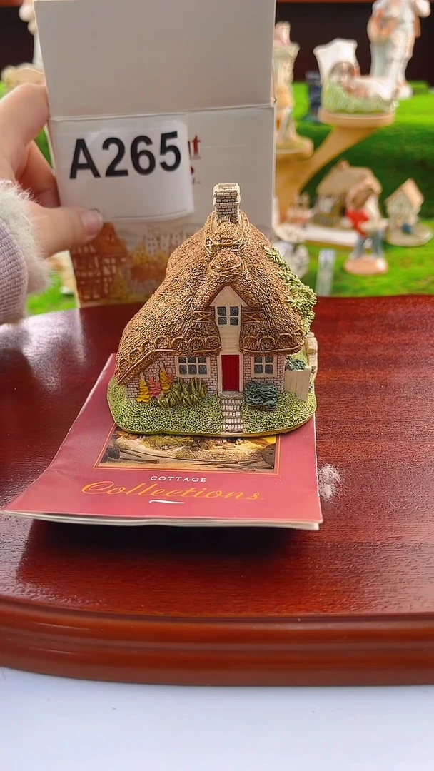 【闪购商品】紫砂茶宠Lilliput中古小房子265