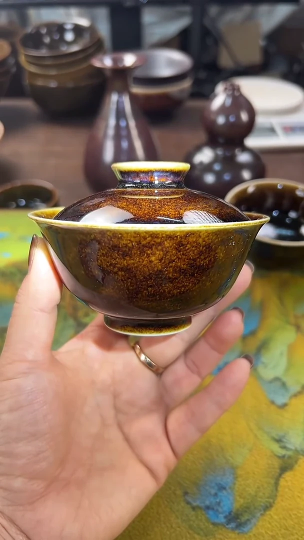 新品窑变色的两才盖碗