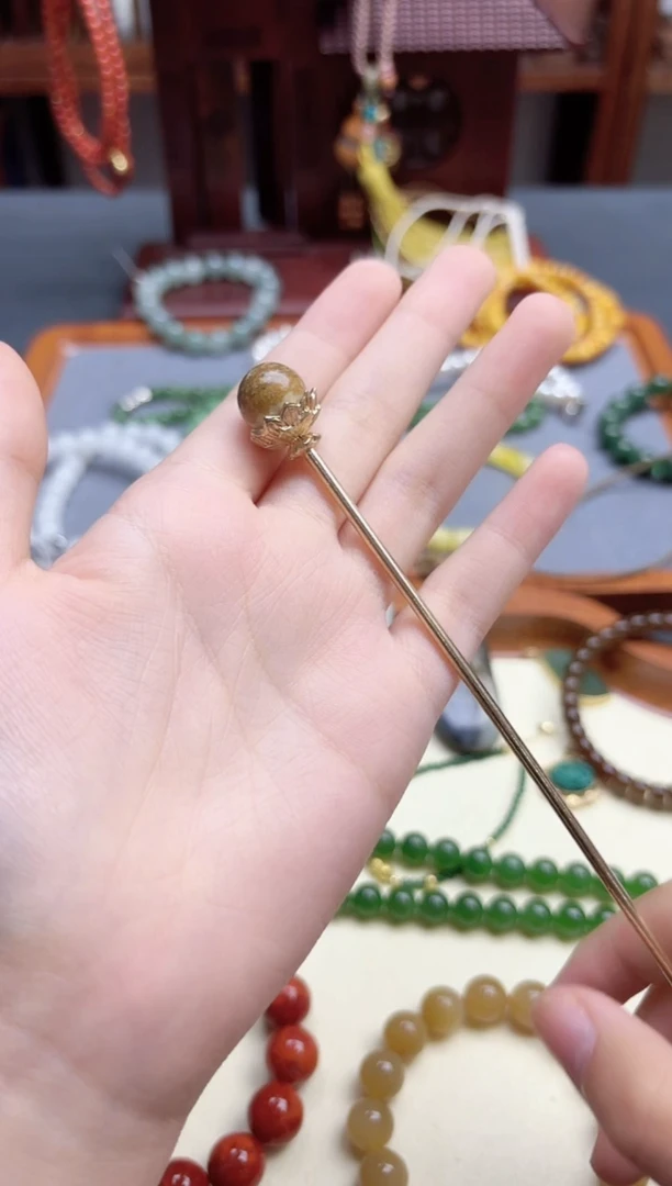 玛瑙/玉髓配饰未镶嵌飞***?玛瑙配饰GW