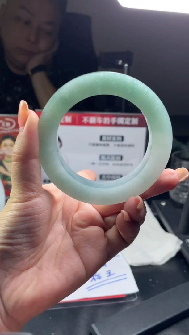 【闪购商品】定制翡翠手镯未镶嵌手镯DDH/发一件