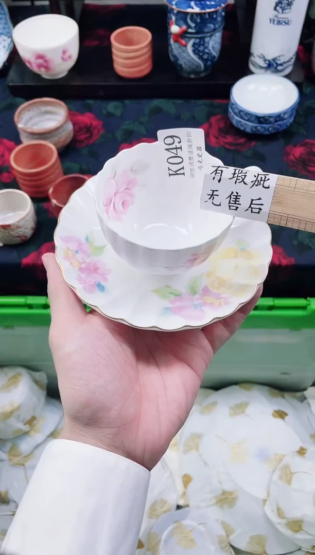 瓷片飞***猪                 K049