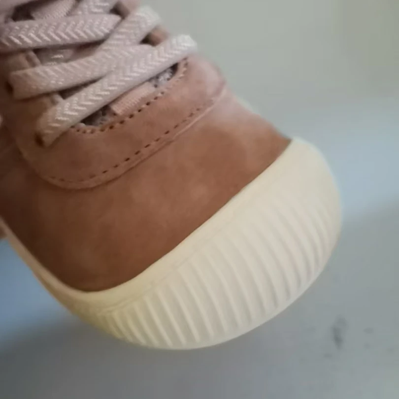 翻毛四季款童鞋清仓