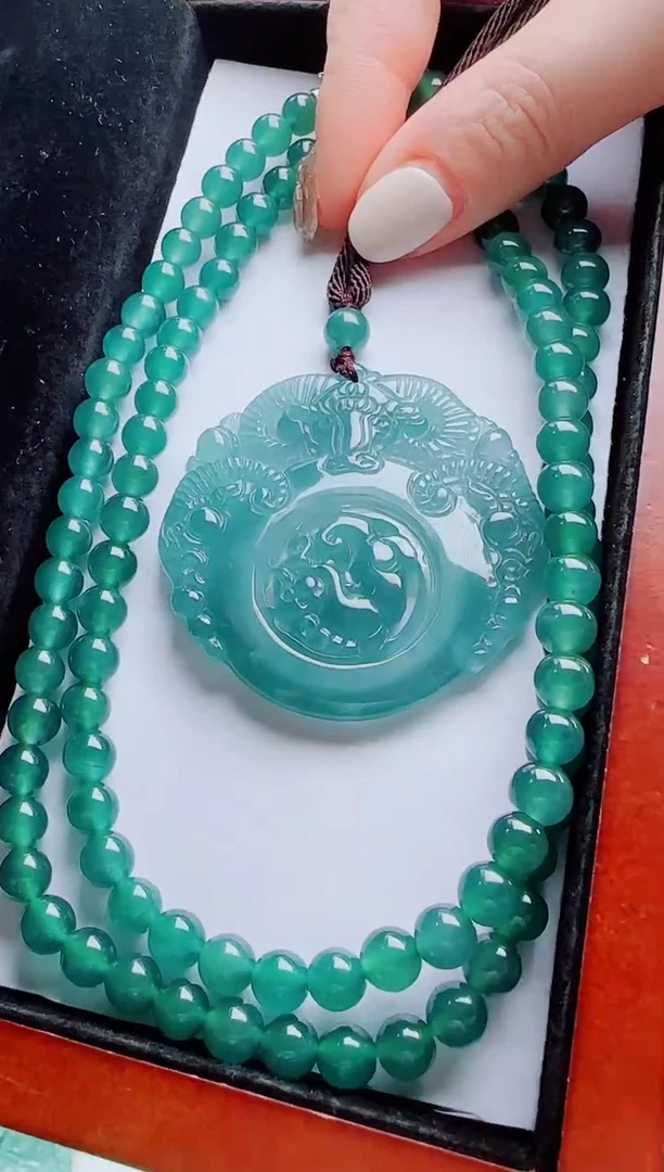 颈饰未镶嵌翡翠多样性发其一79552       时来运转   三羊+珠链