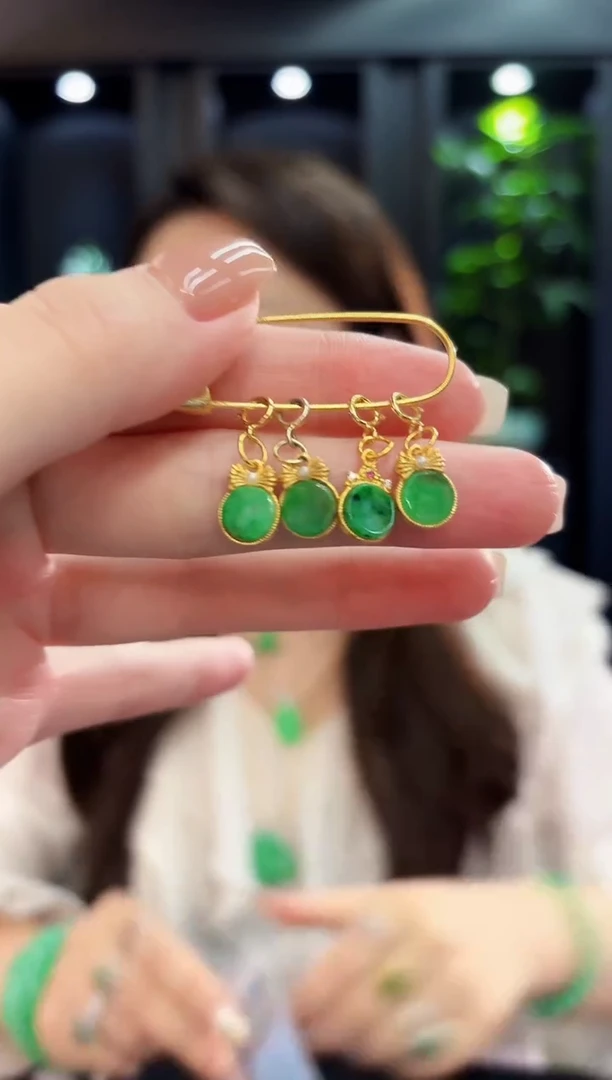 吊坠(不含链)未镶嵌翡翠3缅料A货/多样性发货/一件