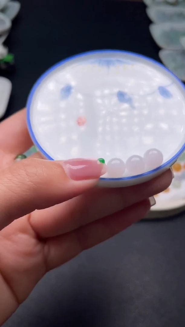 【闪购商品】翡翠颈饰未镶嵌啊A136